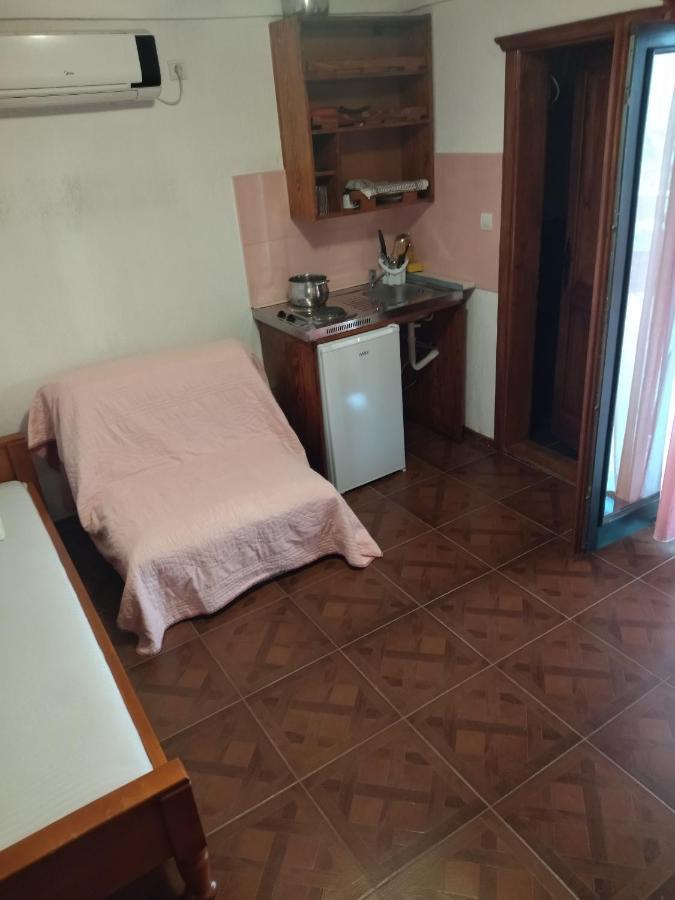 Apartment Klara Бар Екстериор снимка