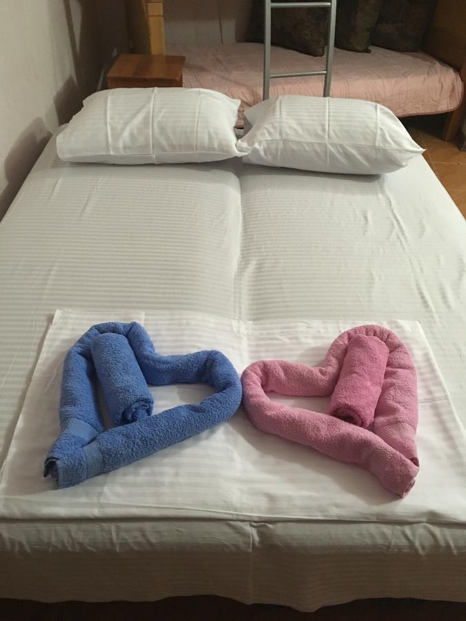 Apartment Klara Бар Екстериор снимка